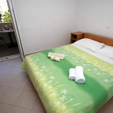 Apartmani Neva Makarska Exterior photo