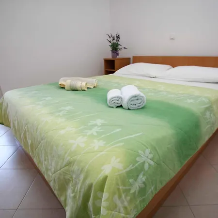 Apartmani Neva Makarska Exterior photo