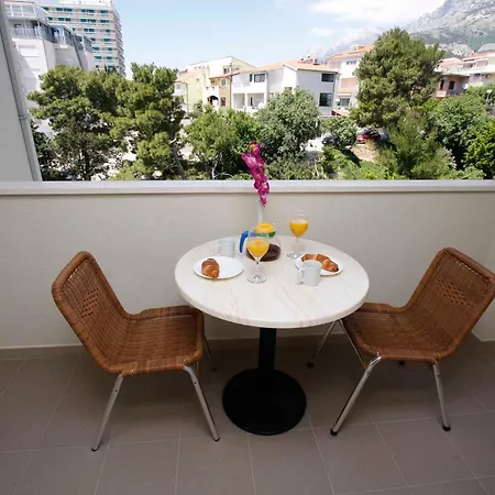 Apartmani Neva Makarska Exterior photo