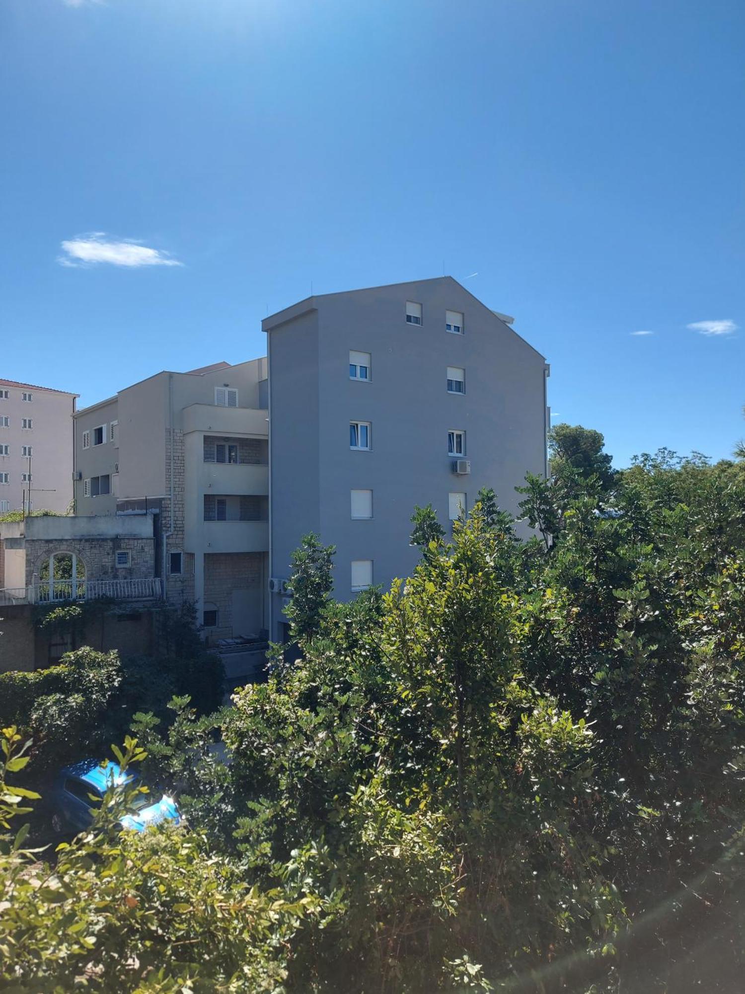 Apartment Neva Makarska