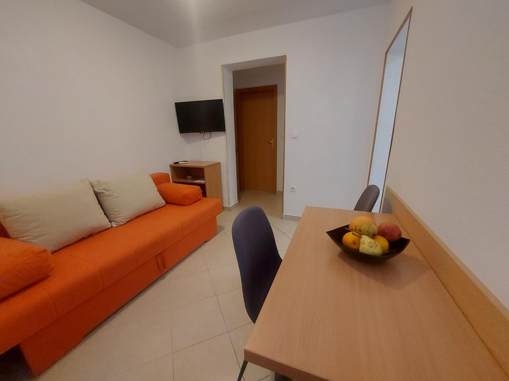 Neva Apartment *